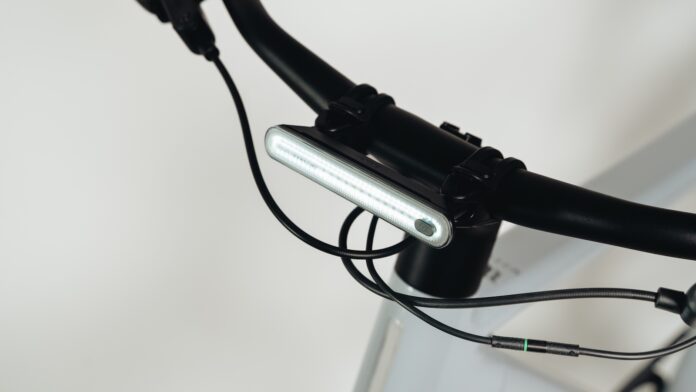xd1 Unit1 Smart Light Pro Dual: A Compact Smart Light for Urban Cycling